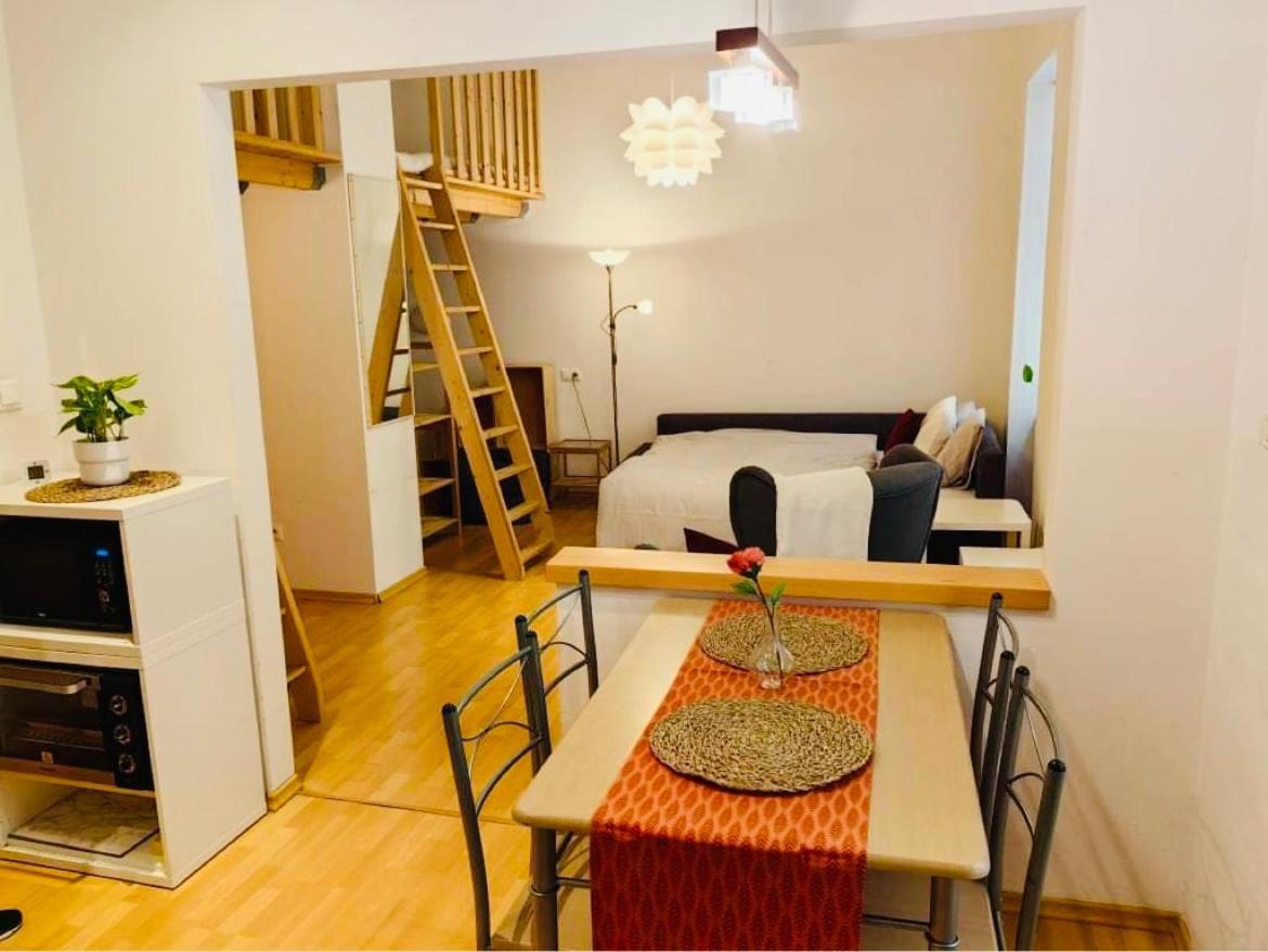 Downtown Apartment Bianca Bratislava Luaran gambar